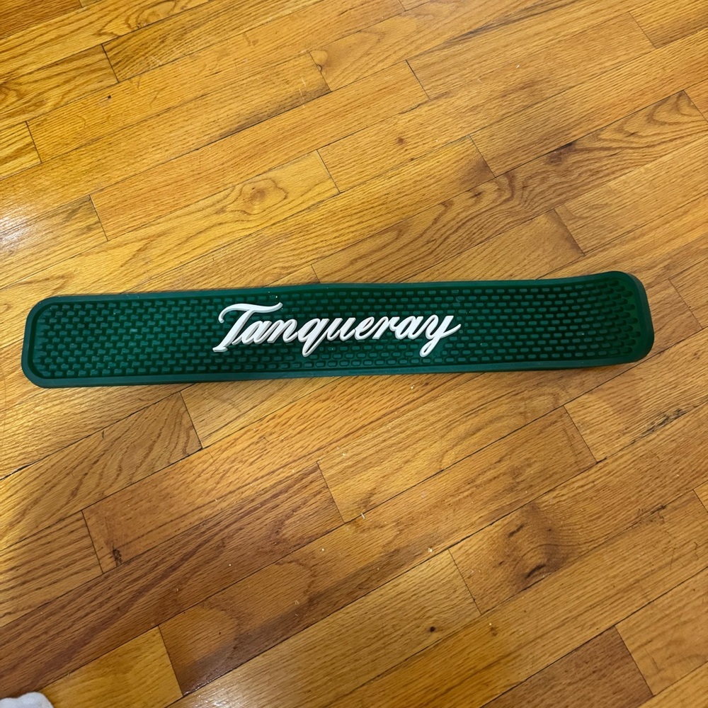 Tanqueray bar mat